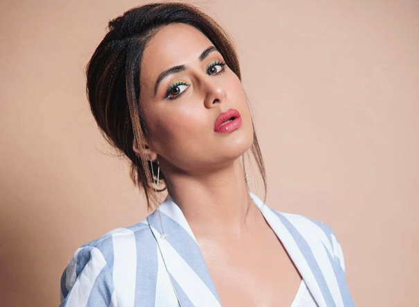 Hina Khan Book Celeb
