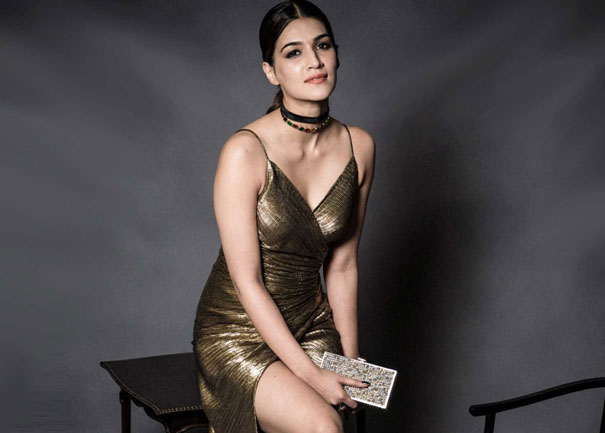 Kriti Sanon Book Celeb