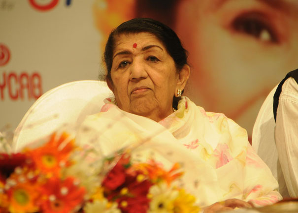 Lata Mangeshkar Book Celeb