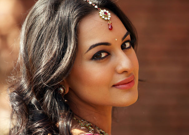 Sonakshi Sinha Book Celeb
