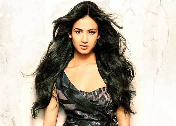 Sonal Chauhan Book Celeb