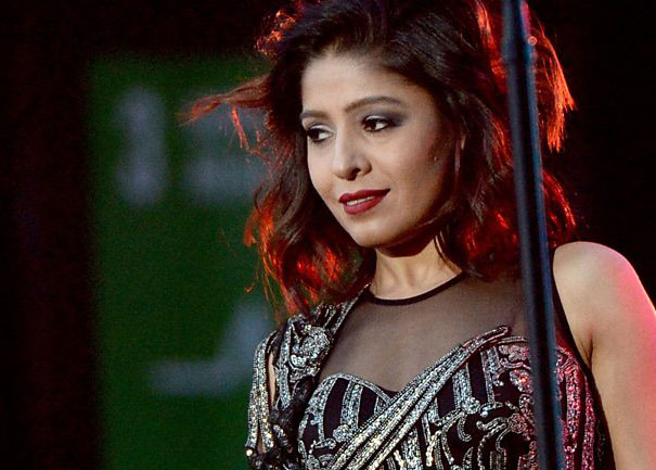 Sunidhi Chauhan Book Celeb